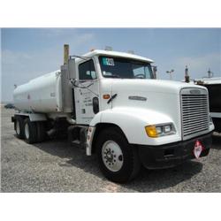 FREIGHTLINER FLD112 FUEL TRUCK, s/n 1FUY3MCB0SP750189: