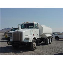 KENWORTH T800 4000 GALLON T/A WATER TRUCK, s/n 1XKDDE9X8NJ567226: