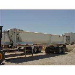 WECO STR32 T/A 32ft. ROUND BOTTOM FRAMELESS END DUMP TRAILER, s/n 1W910322X2W172771: