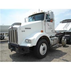 KENWORTH T800 TRI-AXLE TRUCK TRACTOR, s/n 1NKDXBOX9WR761442: