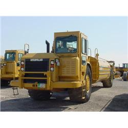 CATERPILLAR 621G 8000 GALLON T/A WATER WAGON, s/n ALP00143: