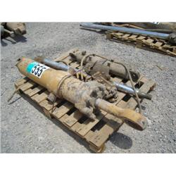ASSORTED HYDRAULIC CYLINDERS