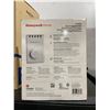Image 2 : Honeywell Home CT410A Non-Programmable Electric Heat Thermostat