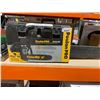 Image 1 : Poulan PRO PP4218A Gas Chainsaw 18"