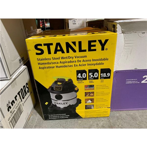 Stanley Stainless Steel Wet / Dry vacuum w/ 10pc Accessory Kit 18.9L