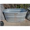 Image 1 : Tarter Round End Stock Tank 4'x2'