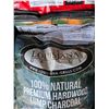 Image 2 : Lousiana Grills 100% Natural Premium Hardwood Lump Charcoal 20 Lbs