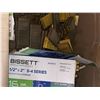 Image 2 : Bissett 1/2" x 2" S-4 Series Medium Crown Staples Open Box