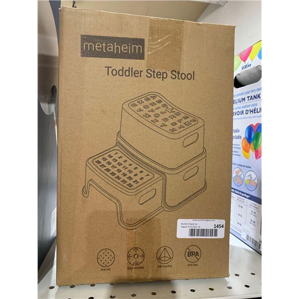 Metaheim Toddler Step Stool