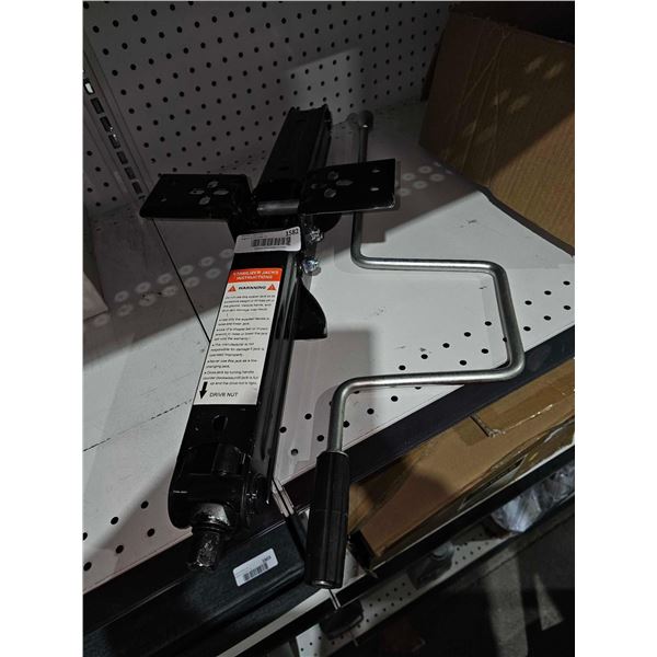 Hand Crank Stabilizer Jack
