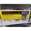 Image 1 : 6 Volt - 25 Mile Radius Solar Fance Charger