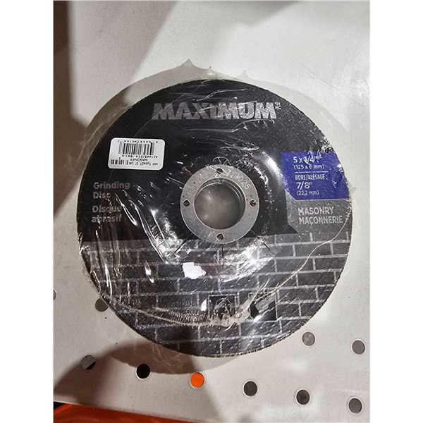 Maximum 5x1/4" Grinding Discs Lot of 3