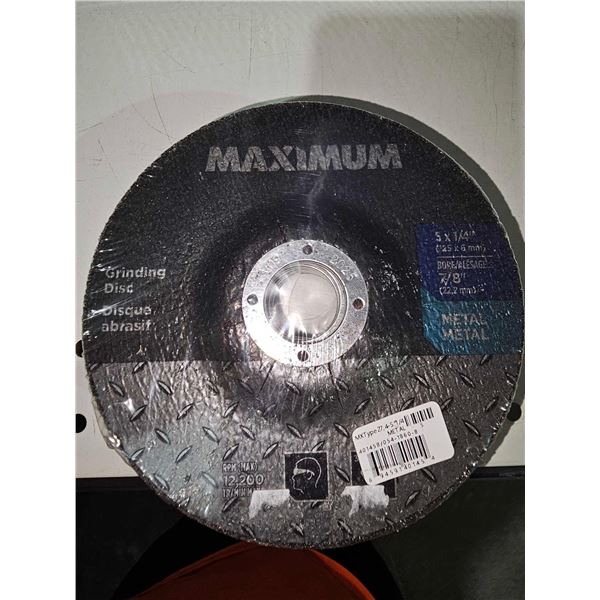 Maximum 5x1/4" Grinding Discs Lot of 3