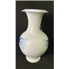Image 5 : LARGE CHINESE BLUE AND WHITE VASE WITH CASE APPROX 16"