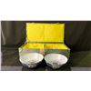 Image 1 : PAIR OF BLUE, WHITE, RED AND YELLOW CHINESE BOWLS WITH CASE