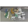 Image 1 : BAG OF ASSORTED JEWELRY