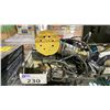 Image 2 : DEWALT ORBITAL SANDER
