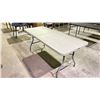 Image 2 : 6' FOLDING TABLE