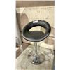 Image 2 : MODERN CHROME & BLACK BAR STOOL