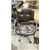 Image 2 : LEATHER ROLLING OFFICE CHAIR