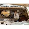 Image 8 : 1993 GMC 3500 VANURA, 2DR CUBE VAN, WHITE, VIN 2GDJG31K8P4515662