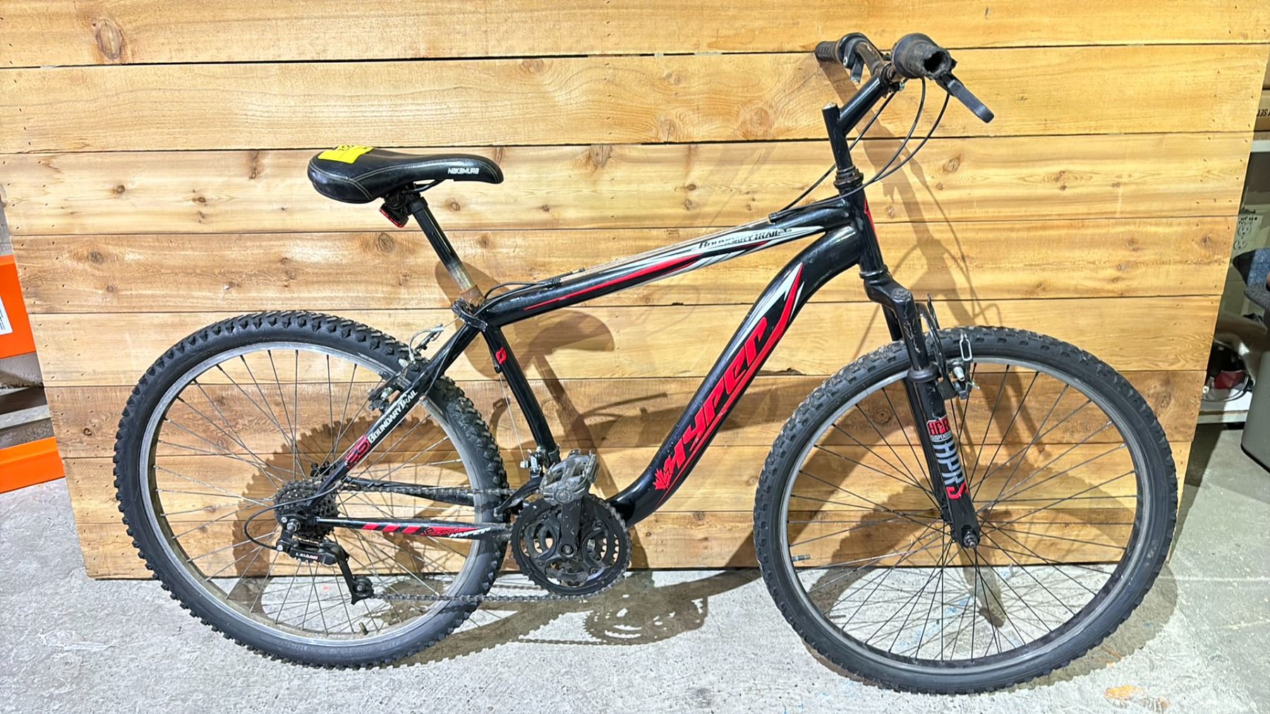 HYPER BOUNDARY TRAIL 21 SPEED BIKE