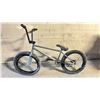 Image 1 : BMX BIKE *TIRE ISSUES*