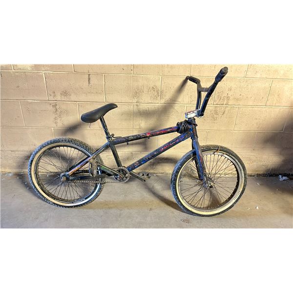 BMX BIKE