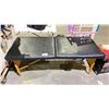 Image 1 : THE MASSAGE COMPANY MASSAGE TABLE
