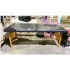 Image 2 : THE MASSAGE COMPANY MASSAGE TABLE
