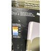 Image 2 : ONYX ANTI- FOG LED WALL MIRROR *UNKNOWN CONDITION/ UNKNOWN WORKING CONDITION/ MAY BE