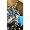 Image 2 : GAYLORD OF ASSORTED ITEMS INCLUDING; POTS, PANS, SHOWER ORGANIZER AND MORE