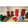 Image 2 : SHELF LOT OF ASSORTED HOME DECOR