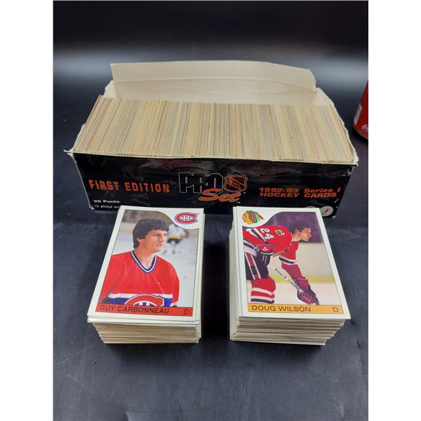 Vintage 1980s NHL Hockey Cards