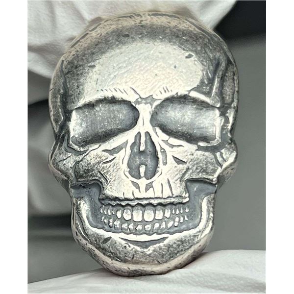 Skull 2 ozt .999 Silver