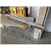 Image 2 : ASSORTED OARS, WOOD AND ALUMINUM
