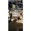 Image 1 : PATIO TABLE WITH 2 CHAIRS