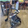 Image 4 : HUGO FOLDING WALKER GOOD SHAPE