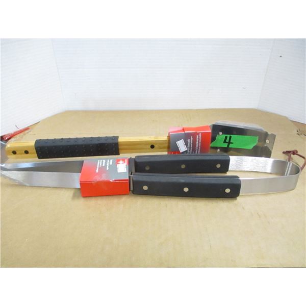 ESTATE:  1 BBQ CLEANER & 1 SET OF TONGS