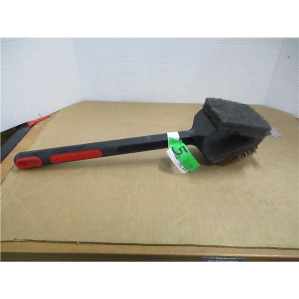 ESTATE (NEW):  BBQ BRUSH