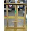 Image 1 : TABLE TOP EASEL