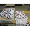 Image 1 : TOTE CHAIR COVERS & MASKS
