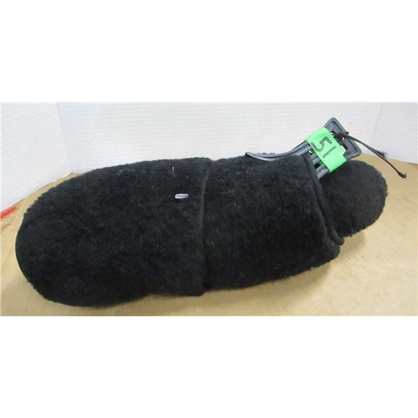 NEW:  SLIP ON SLIPPERS (SIZE 6.5)
