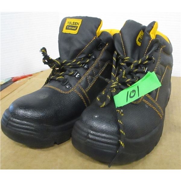 FREIGHT DAMAGE (AS IS):  STEEL TOE BOOT (SIZE 11.5)