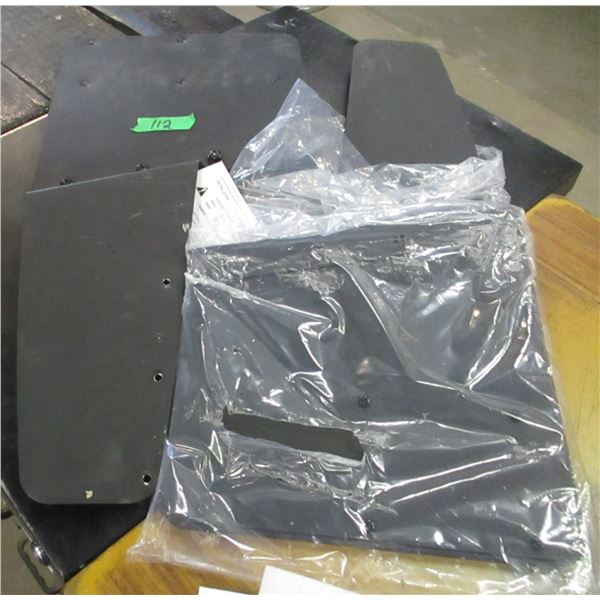 FREIGHT DAMAGE (AS IS):  FRONT MUD FLAPS - PAIR