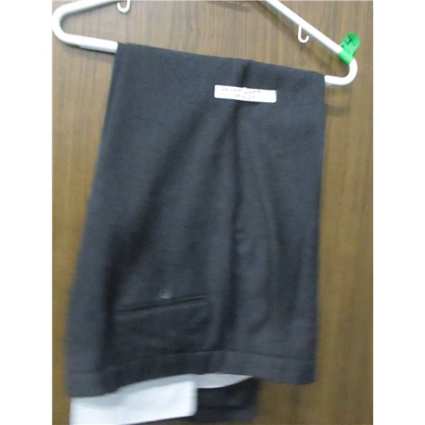 BLACK PANTS (SIZE 34 X 34)