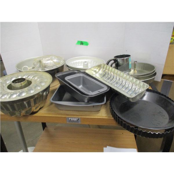 ESTATE:  BOX C/W POTS & PANS