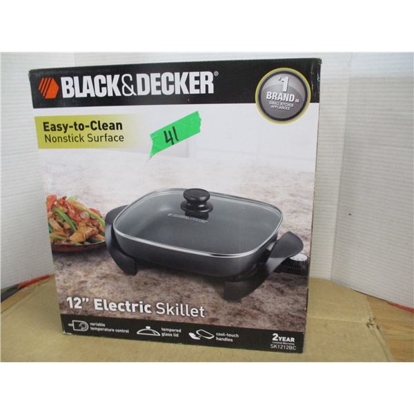 ESTATE (NEW):  BLACK & DECKER 12" ELECTRIC SKILLET IN ORIGINAL BOX (MSRP $59.99)