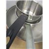 Image 4 : ESTATE:  BOX C/W POTS & PANS
