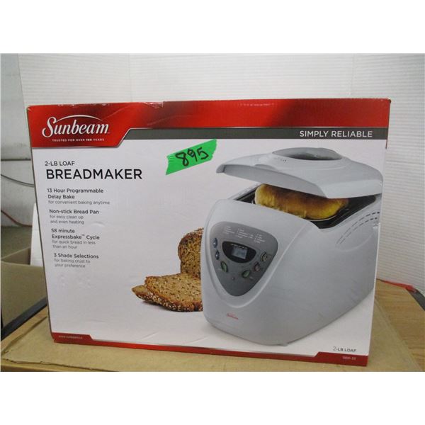ESTATE (NEW):  SUNBEAM 2 LB BREAD MAKER IN ORIGINAL BOX
